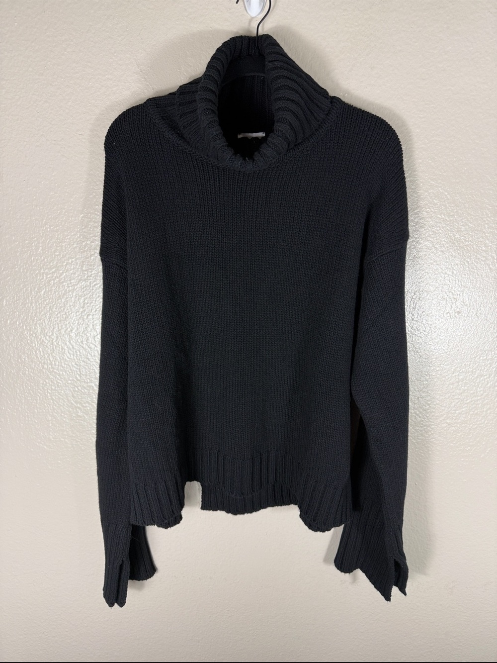 G. Label Goop Wool Black Turtleneck